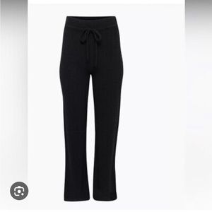 BNWT Aritzia Babaton Luxe Cashmere Pant